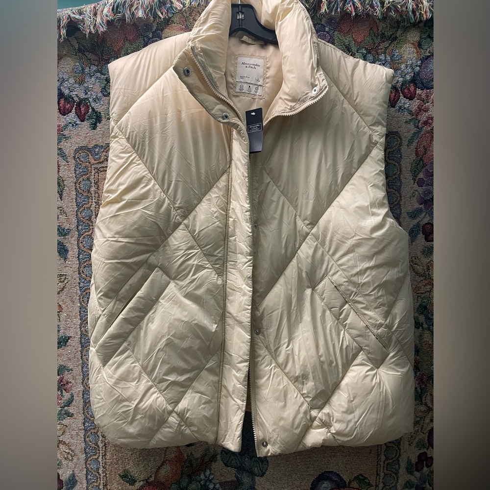 NWT abercrombie vest - Picture 1 of 4